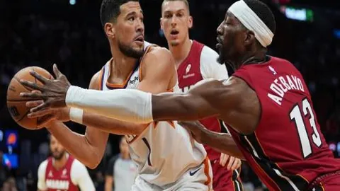 迪奥曼德解析：与拜仁一战，定位球失误致败局转折